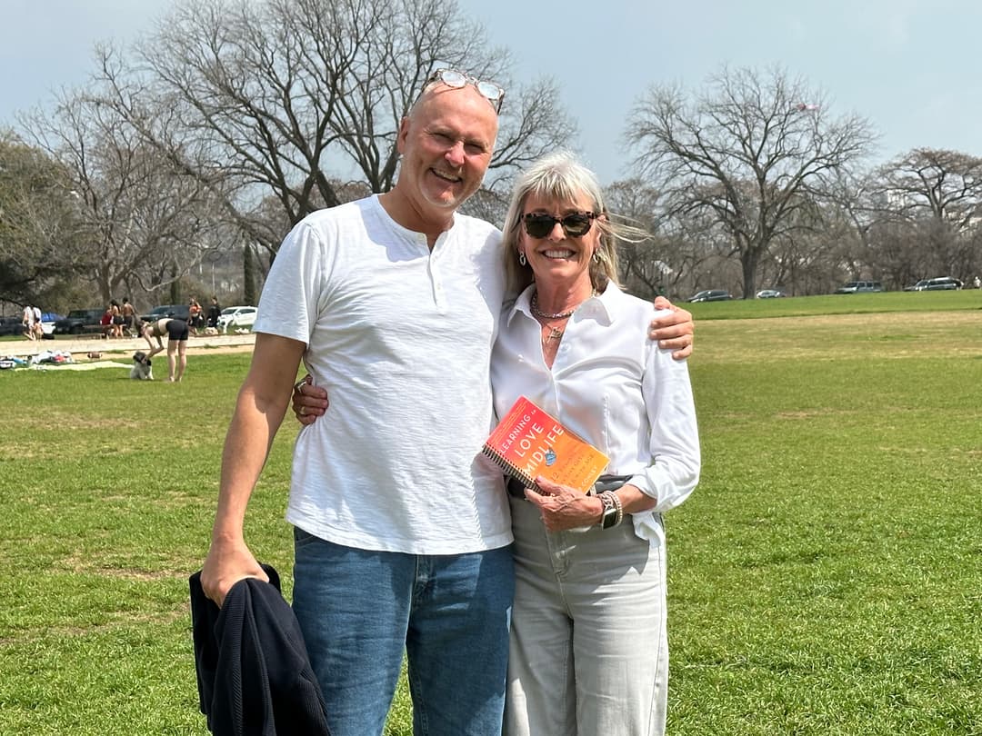 Holly Prescott, Kelly White, and Mary Weaver with Chip Conley